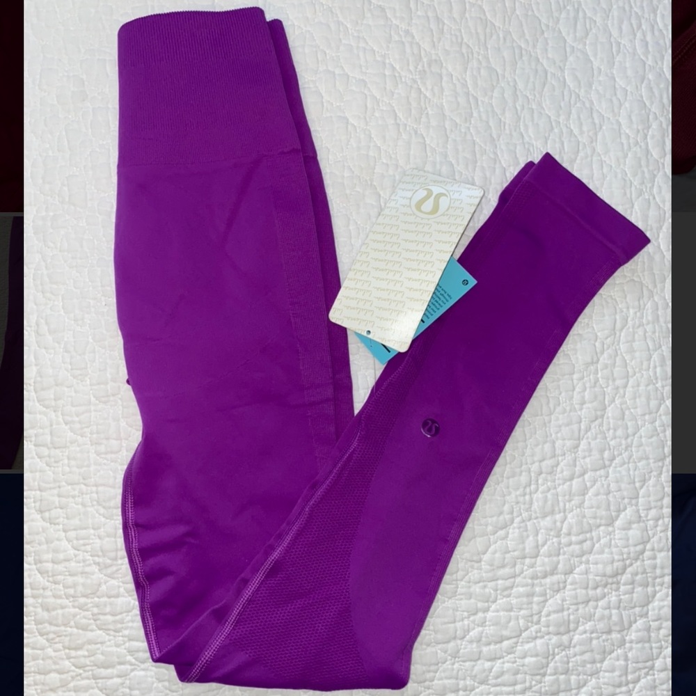 NWT LuluLemon Workout Leggings Size 4